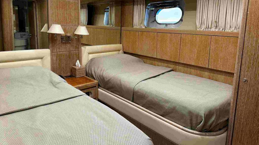 Gäste-Doppelkabine der Luxus-Motoryacht Boram Bild 2