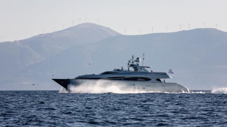 Exterior view of luxury motor yacht Princess L image 1